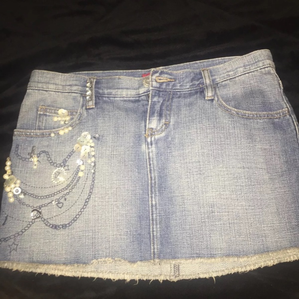 Guess Jean mini skirt size 26